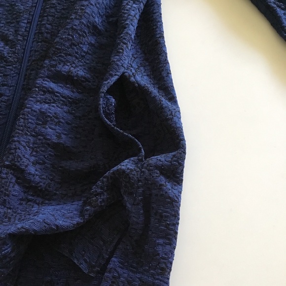 CHICOS NAVY KNIT FULL ZIP SWEATER - Picture 5 of 9